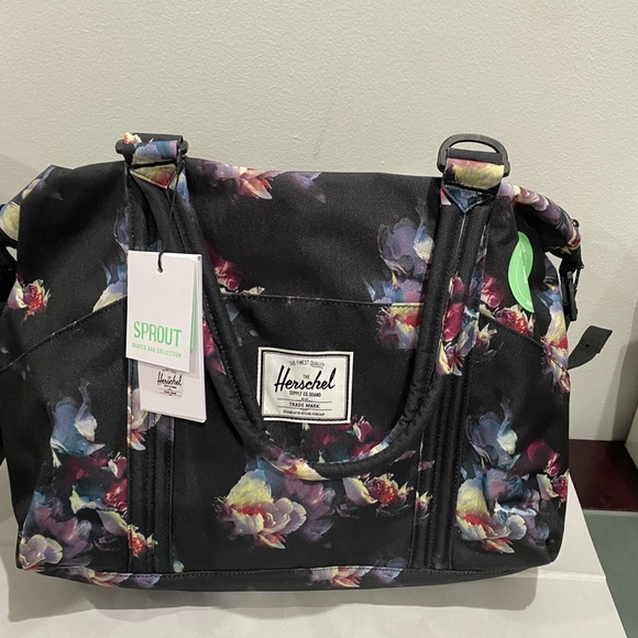 Herschel Supply Co.
Floral Print Diaper Bag - Picture 3 of 10